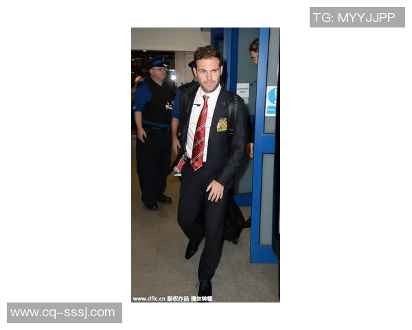 男模与足球明星的完美结合盘点全球最具魅力的运动员与时尚偶像 男模与足球明星的完美结合盘点全球最具魅力的运动员与时尚偶像