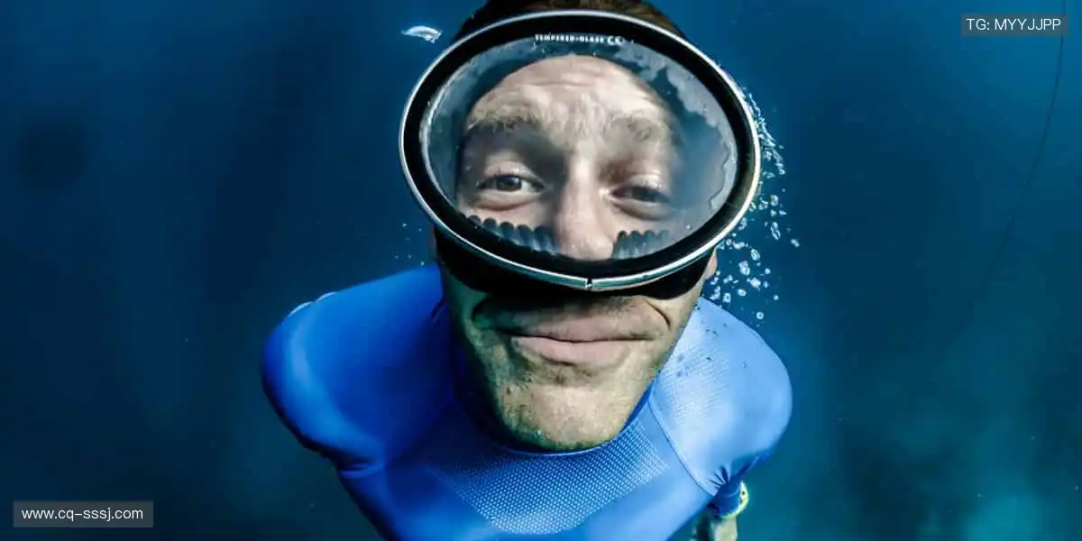 🎁👕 周边好物，粉丝专属！